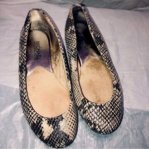 Michael Kors snake skin ballerina flats women’s shoe sz 5